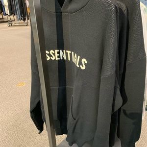 Meet your Posher, Carlos